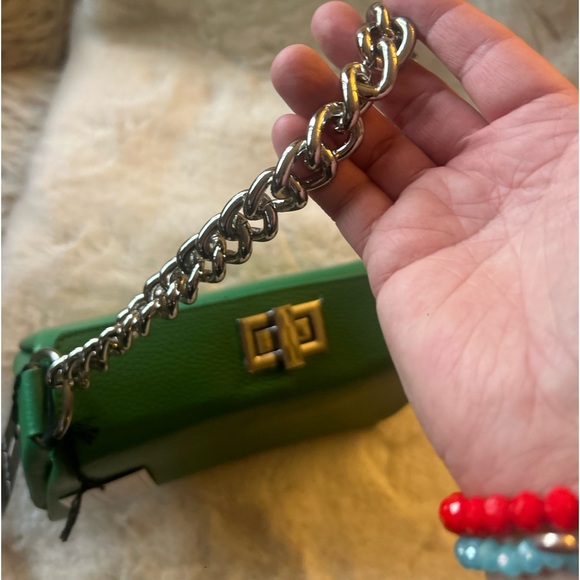 Viola Castellani Leather Shoulder Bag Green with Chain Made In Italy - Picture 2 of 12